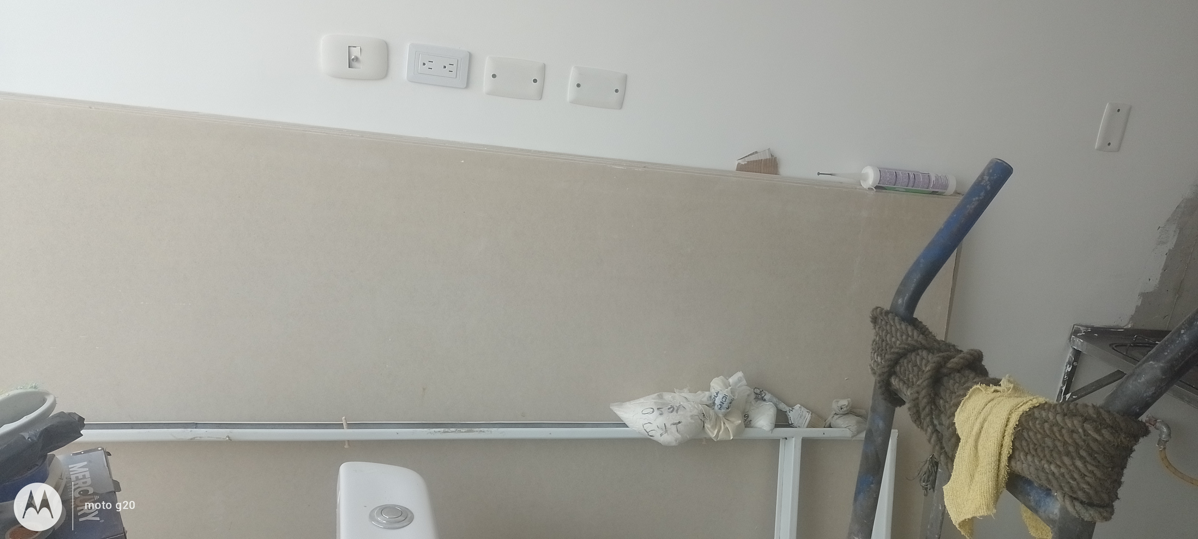 Vendo 4 laminas de drywall completas nuevas